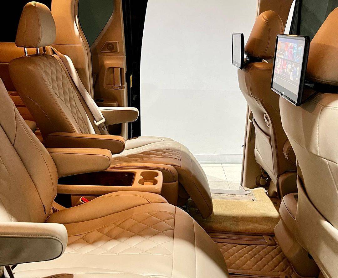 2012 Toyota Alphard 2012 Toyota Alphard