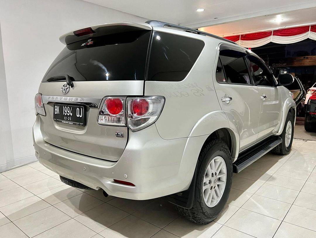 2012 Toyota Fortuner  2012 Toyota Fortuner