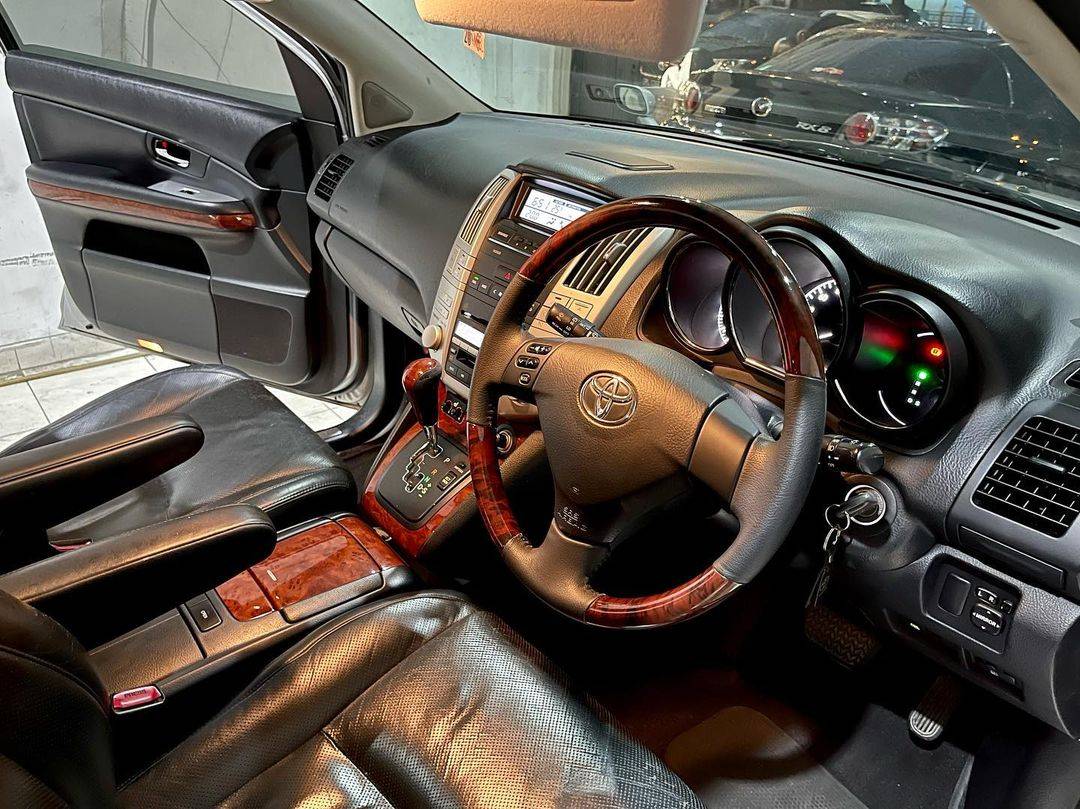 2012 Toyota Harrier 2012 Toyota Harrier