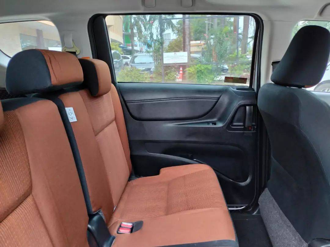 2016 Toyota Sienta 2016 Toyota Sienta