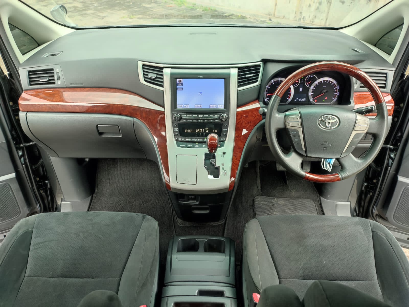 Old 2009 Toyota Vellfire  2.4 ZG AT PREMIUM SOUND 2.4 ZG AT PREMIUM SOUND