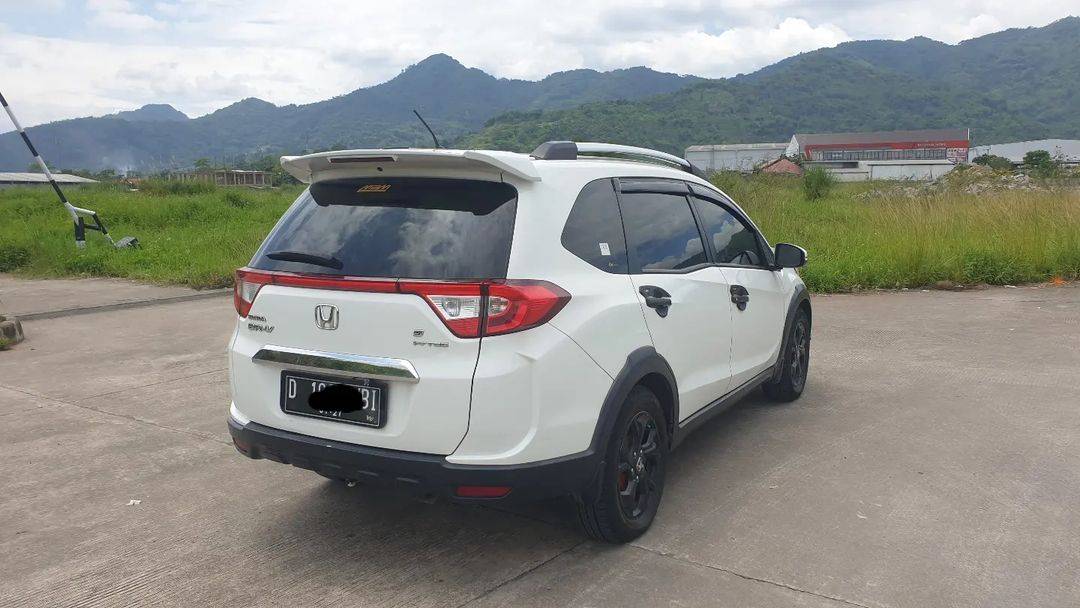 Dijual 2016 Honda BRV S MT S MT Bekas