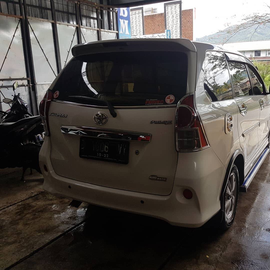 2012 Toyota Veloz 1.5L AT 2012 Toyota Veloz 1.5L AT