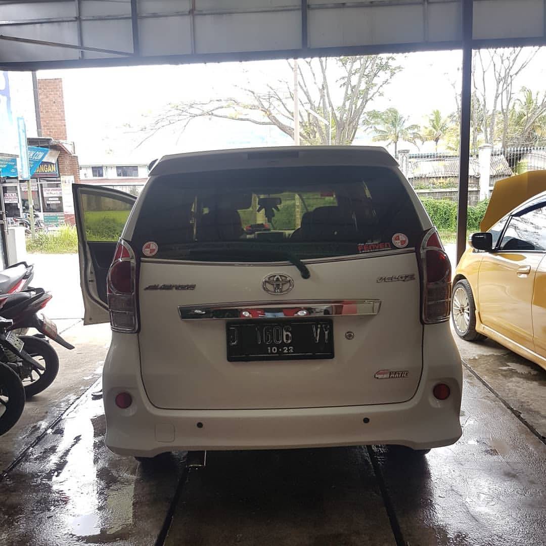 2012 Toyota Veloz 1.5L AT 2012 Toyota Veloz 1.5L AT