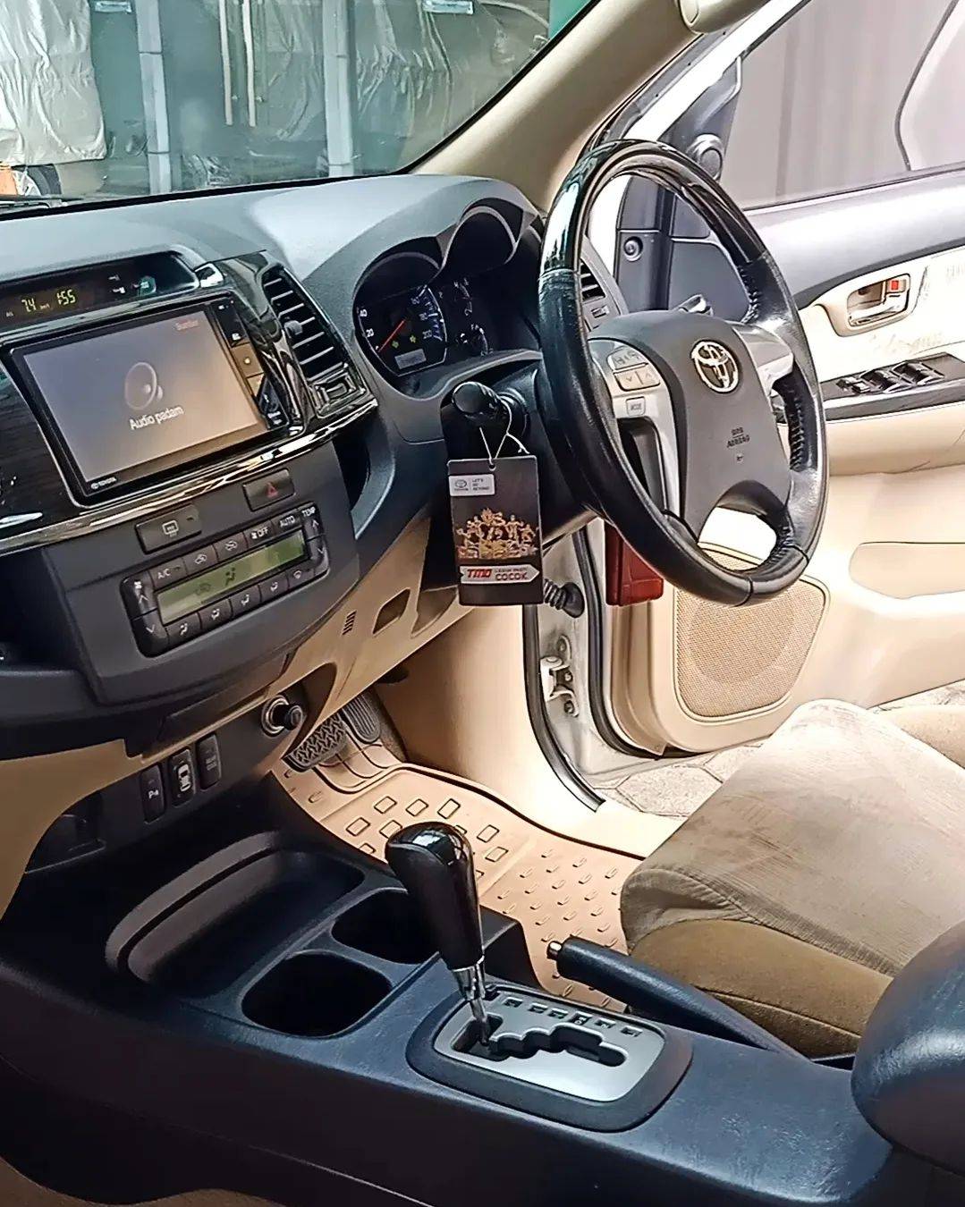 2014 Toyota Fortuner  2014 Toyota Fortuner