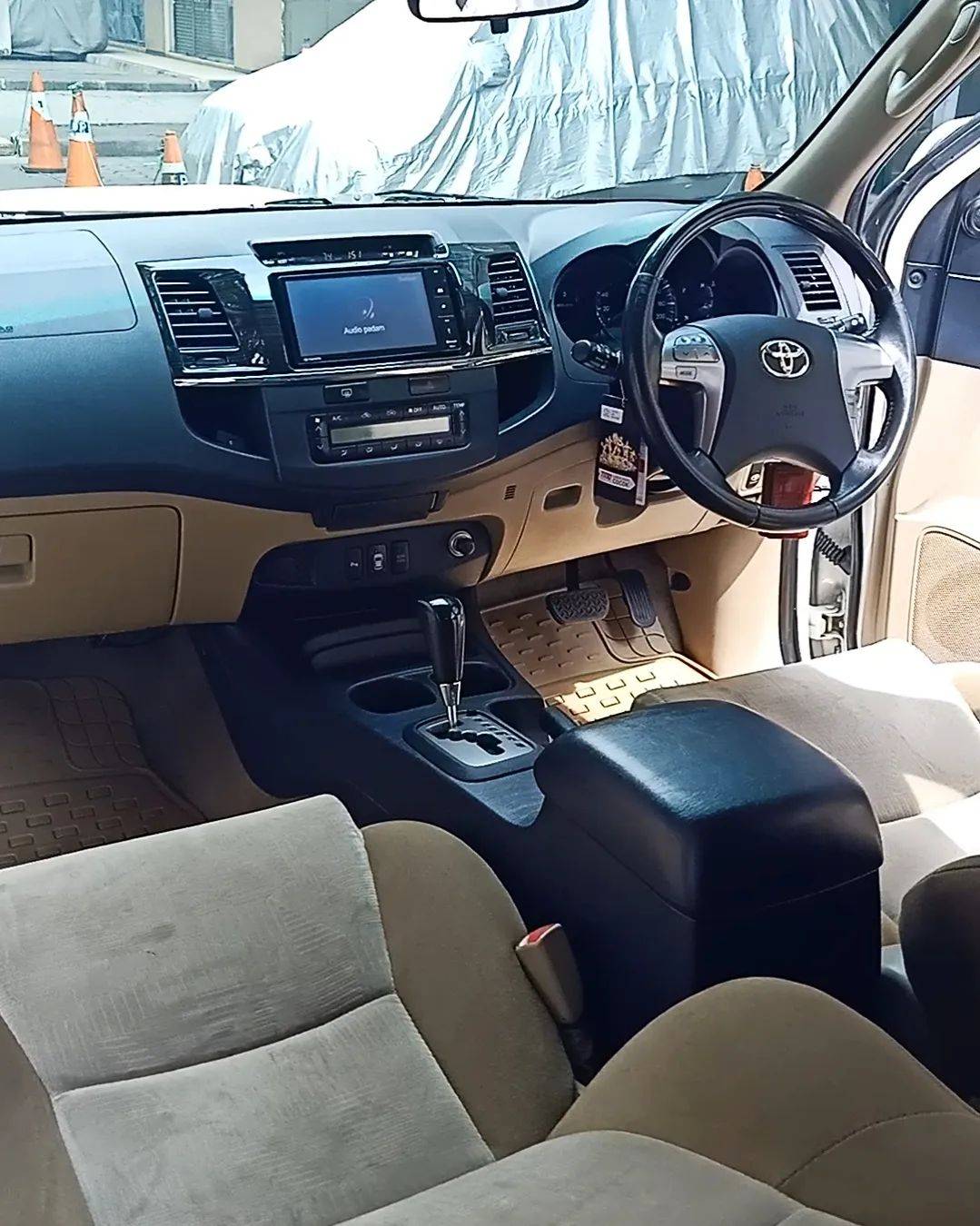 2014 Toyota Fortuner  2014 Toyota Fortuner