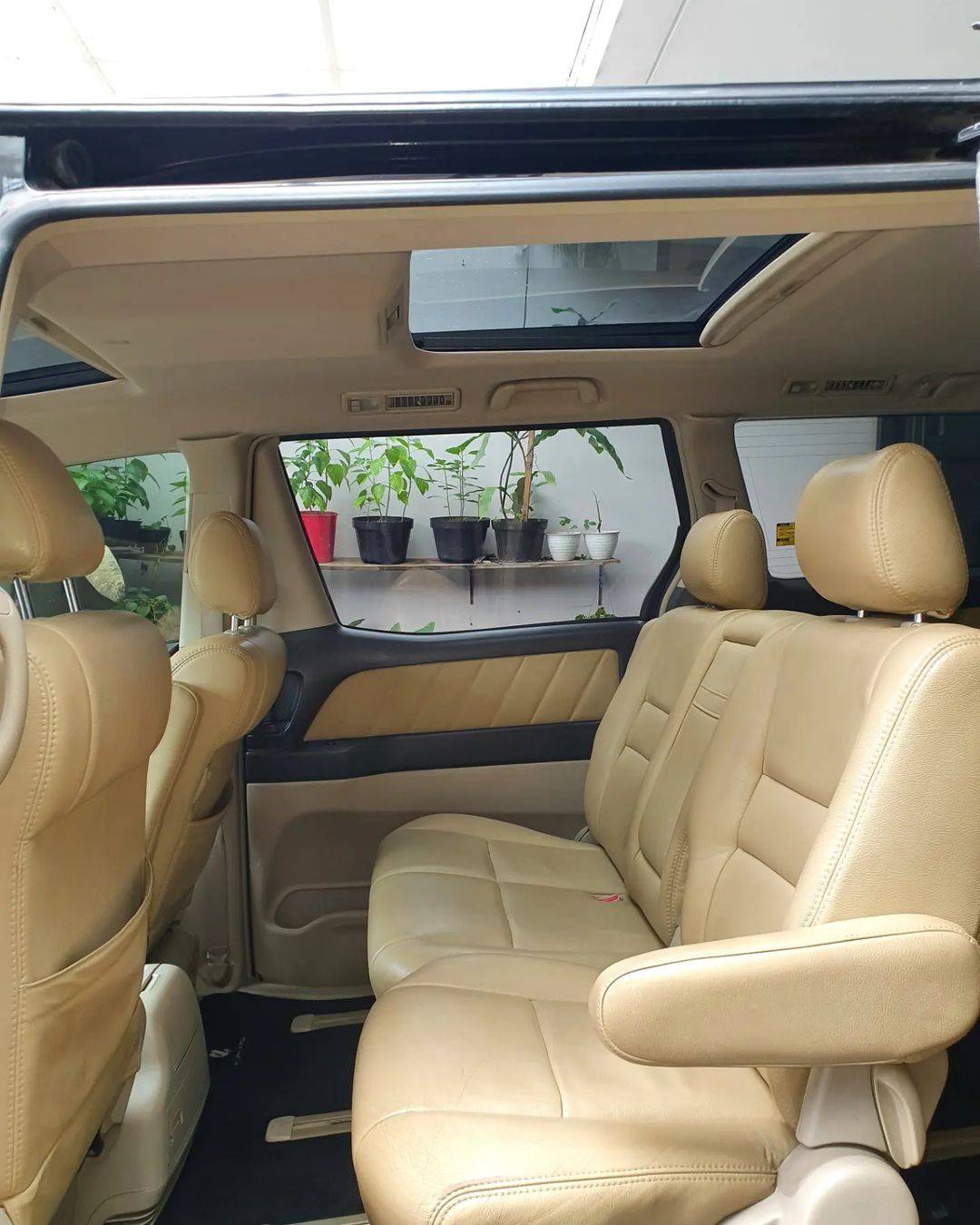 2006 Toyota Alphard 2006 Toyota Alphard