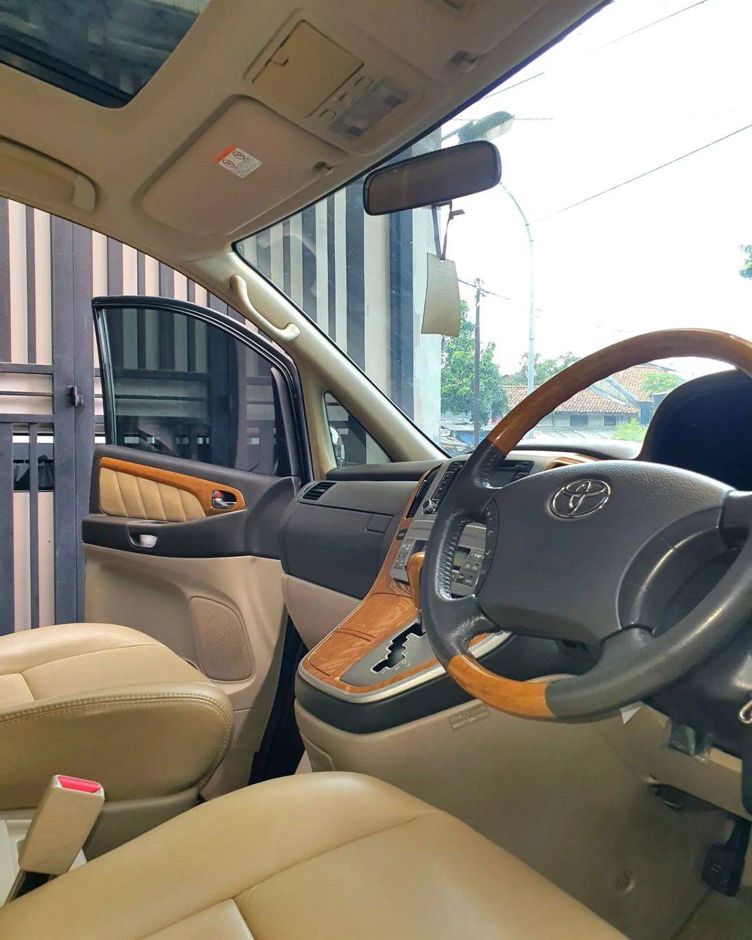 2006 Toyota Alphard 2006 Toyota Alphard