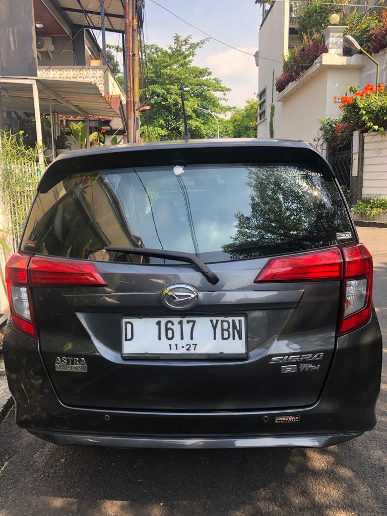 2017 Daihatsu Sigra  1.2 R MT 2017 Daihatsu Sigra  1.2 R MT