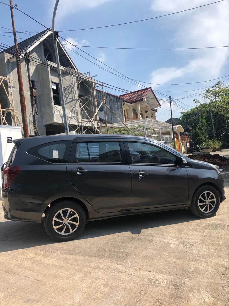 2017 Daihatsu Sigra  1.2 R MT 2017 Daihatsu Sigra  1.2 R MT