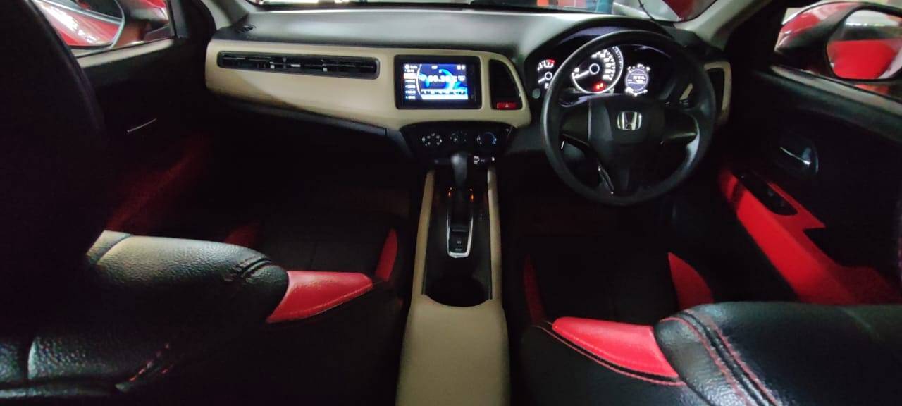 Old 2016 Honda HRV 1.5L S CVT 1.5L S CVT