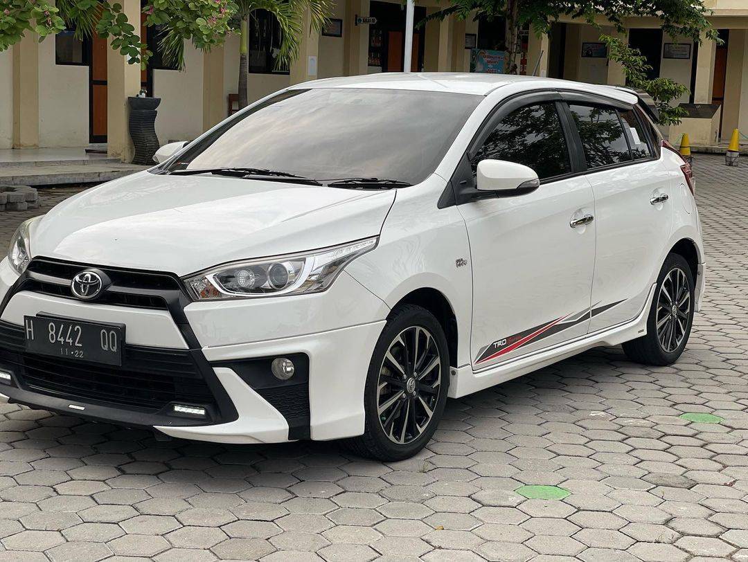 2017 Toyota Yaris 2017 Toyota Yaris