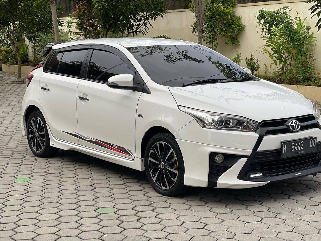 2017 Toyota Yaris 2017 Toyota Yaris