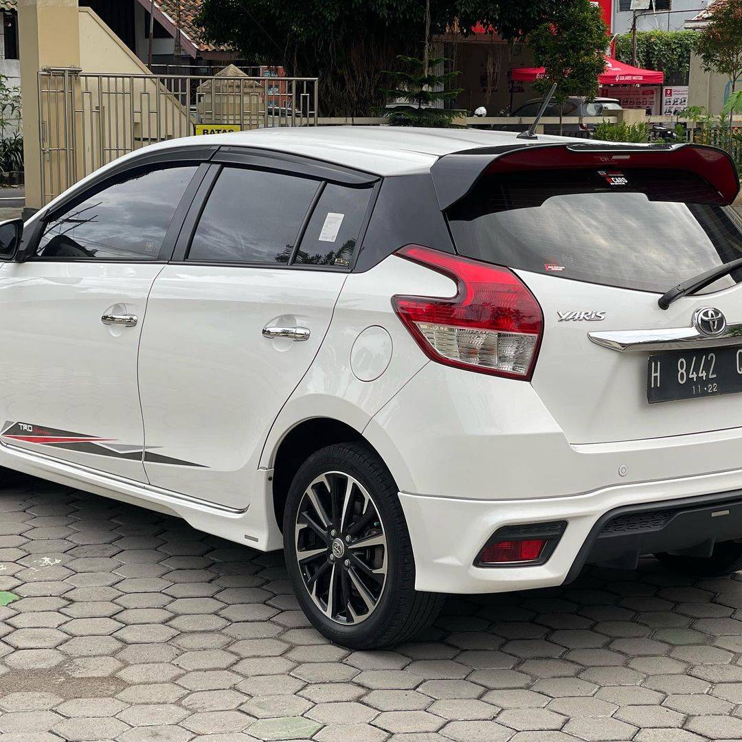 2017 Toyota Yaris 2017 Toyota Yaris