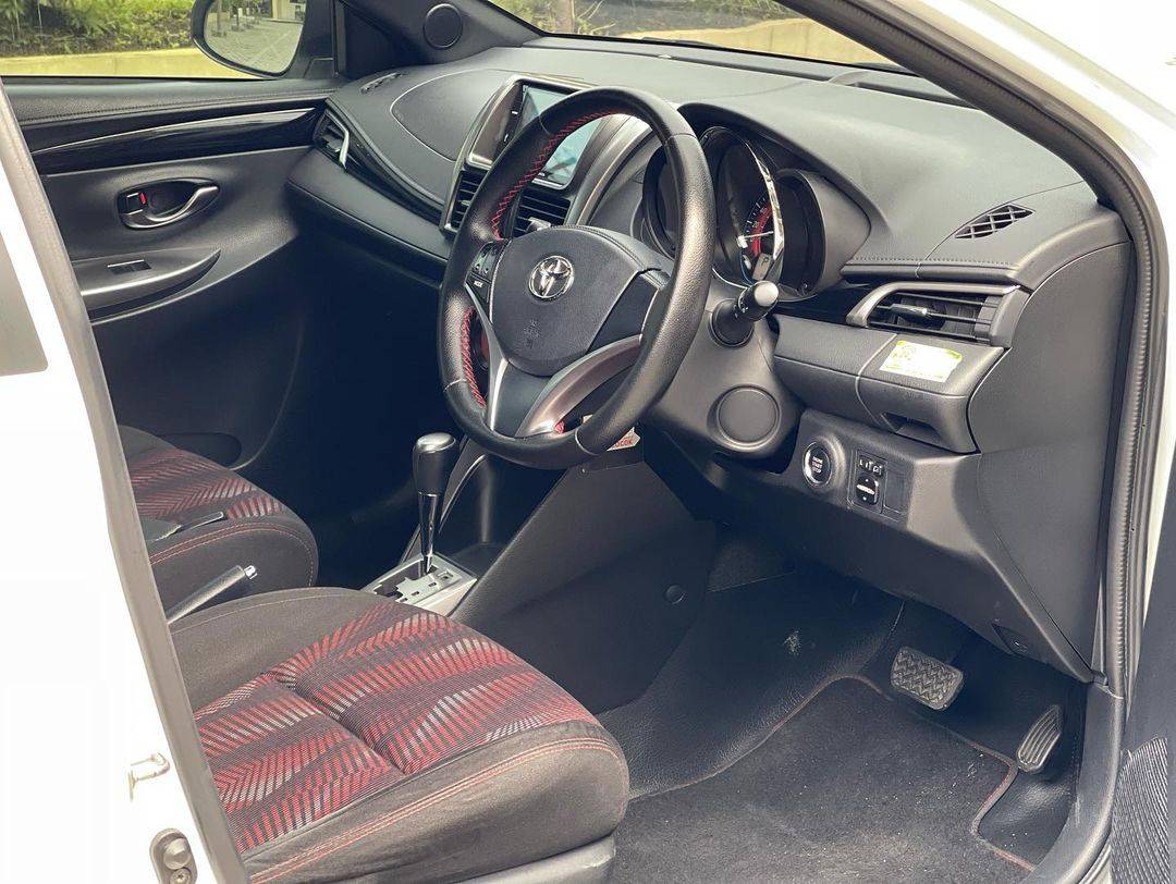 2017 Toyota Yaris 2017 Toyota Yaris