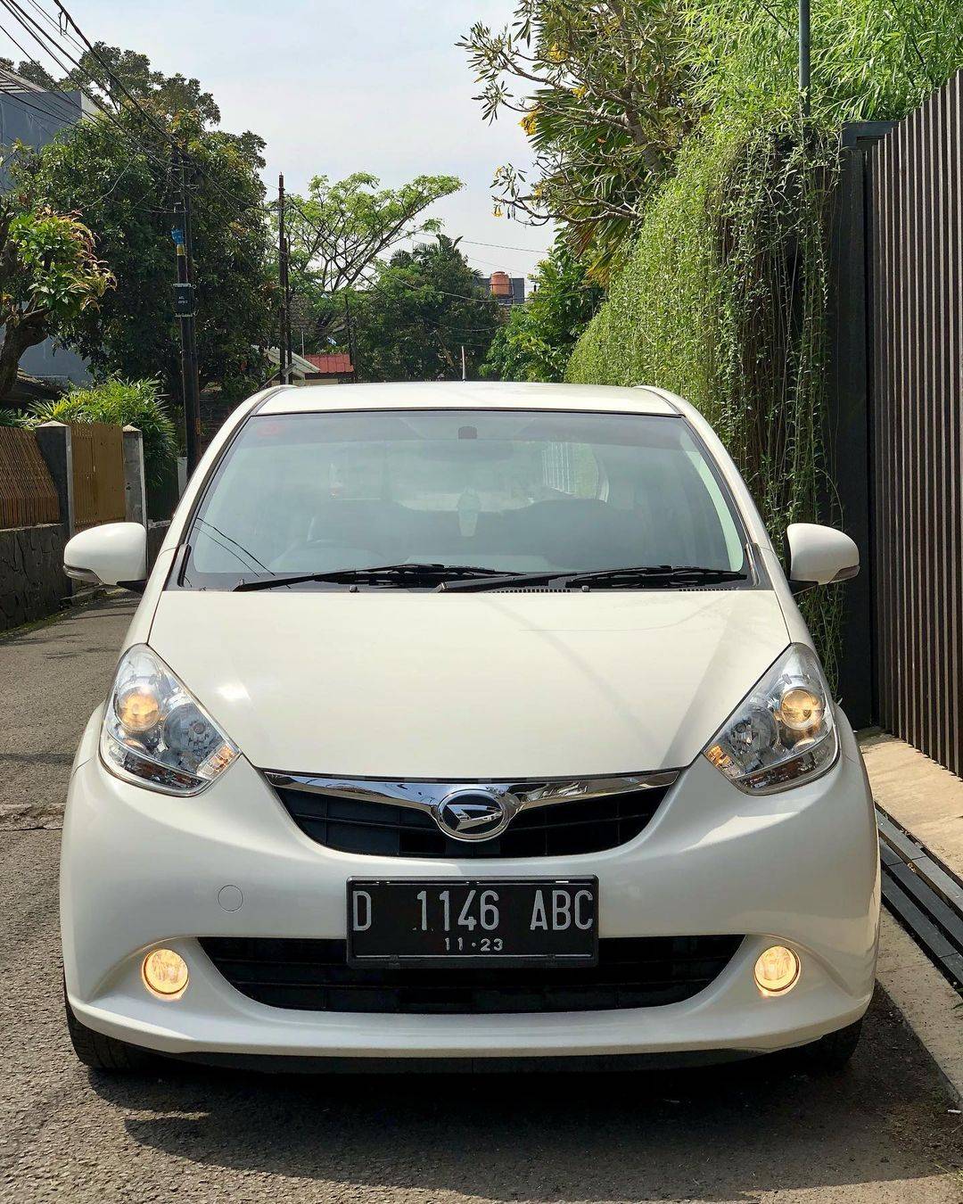 2013 Daihatsu Sirion Bekas 2013 Daihatsu Sirion Bekas