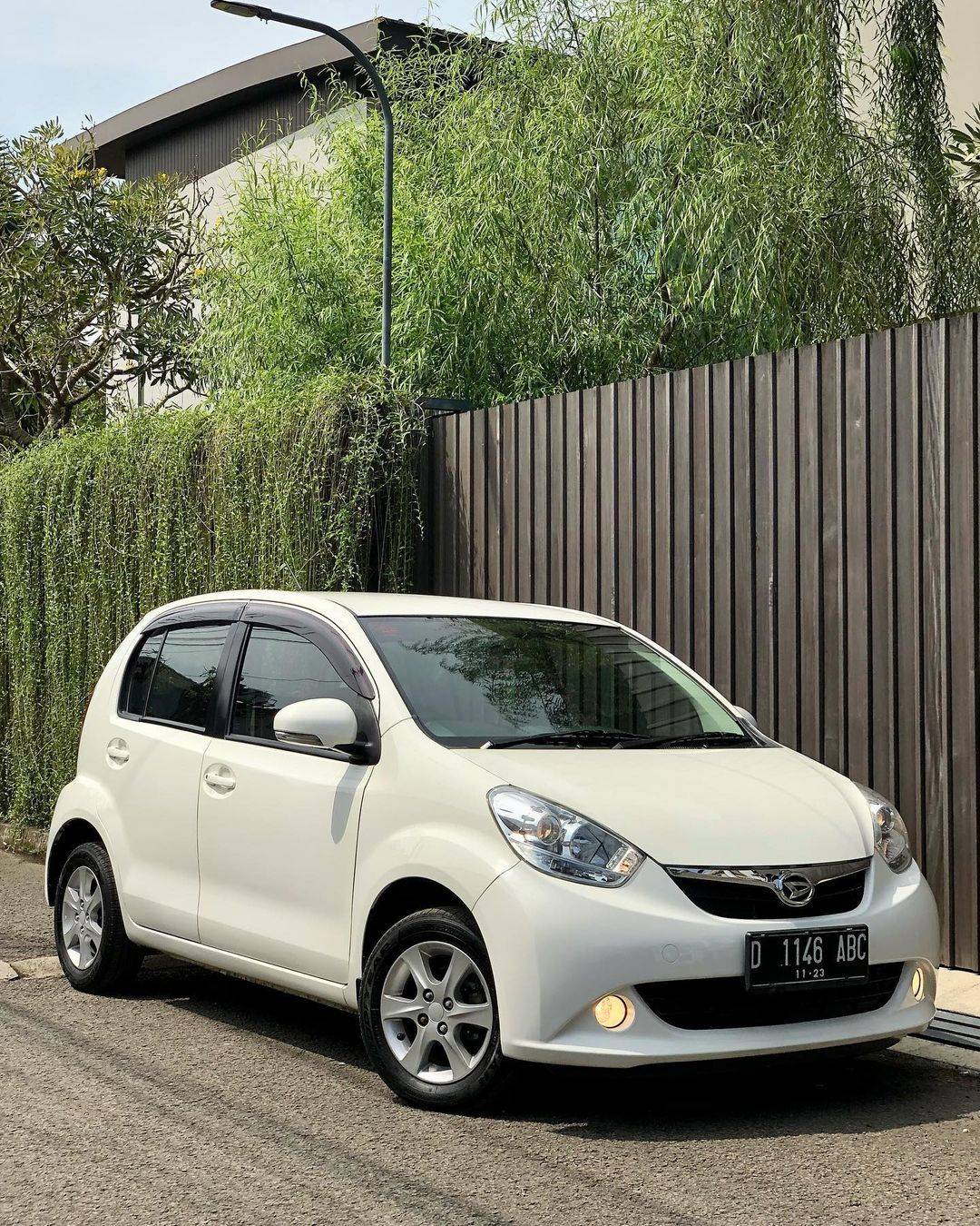 2013 Daihatsu Sirion 2013 Daihatsu Sirion