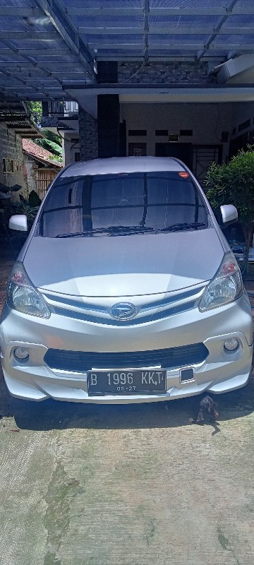 2012 Daihatsu Xenia