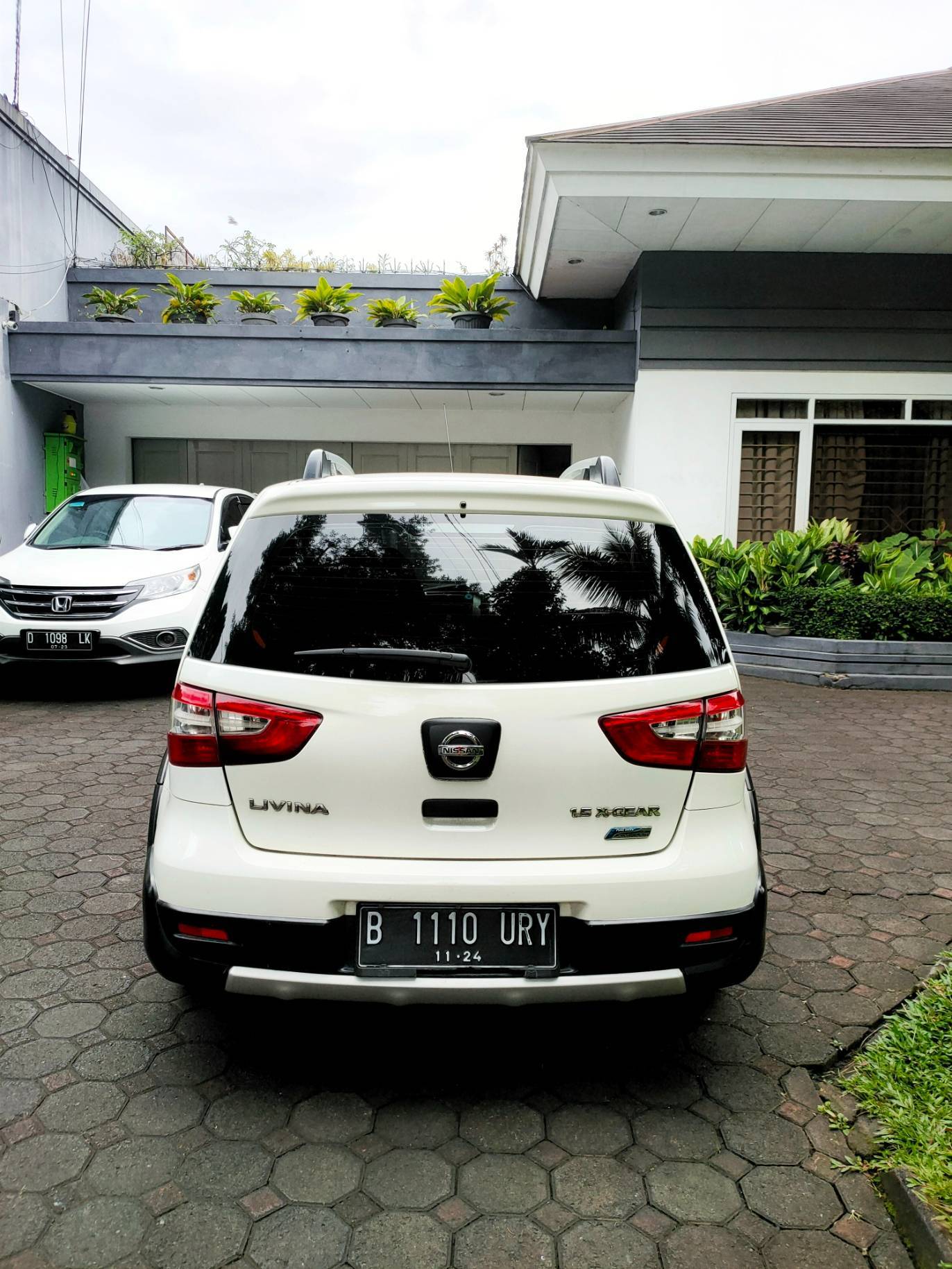 Dijual 2014 Nissan Livina  X-GEAR 1.5 AT X-GEAR 1.5 AT Bekas