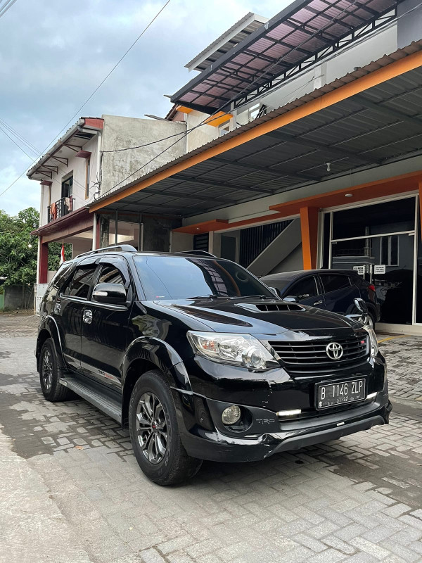 2014 Toyota Fortuner  2014 Toyota Fortuner