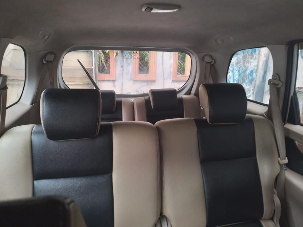 2015 Daihatsu Xenia 2015 Daihatsu Xenia