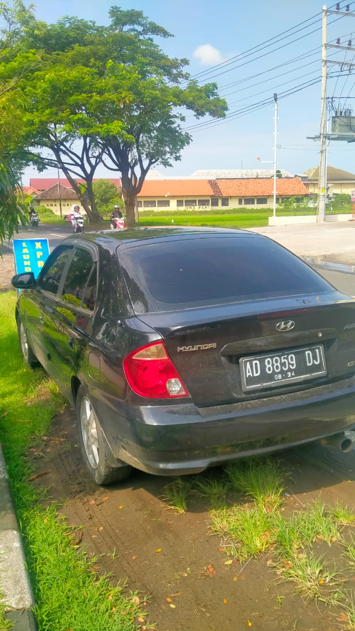 2012 Hyundai Avenga  1.5 AT 2012 Hyundai Avenga  1.5 AT