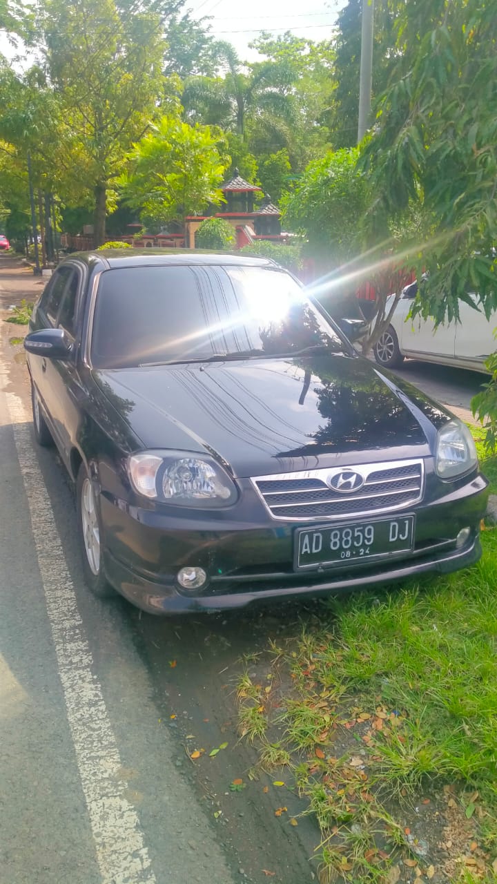 2012 Hyundai Avenga  1.5 AT 2012 Hyundai Avenga  1.5 AT