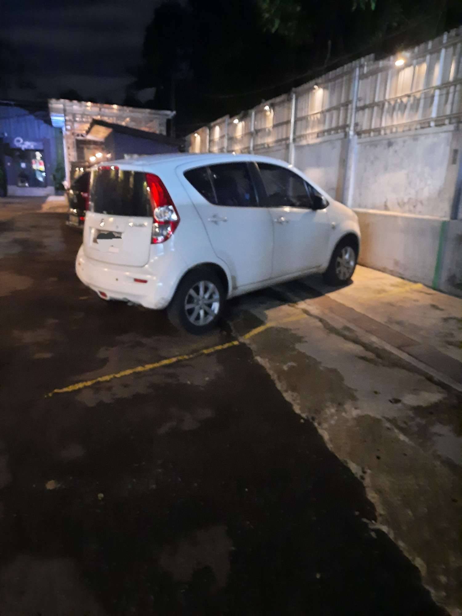 2013 Suzuki Splash 2013 Suzuki Splash