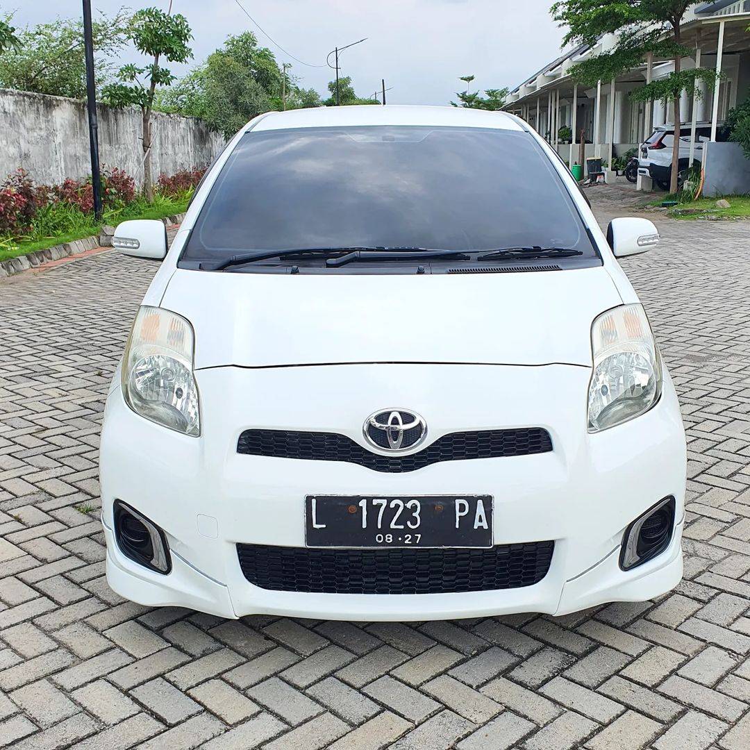 Used 2012 Toyota Yaris E 1.5L MT E 1.5L MT