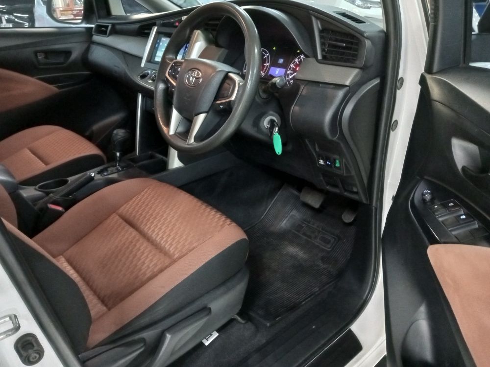 Dijual 2018 Toyota Kijang Innova REBORN 2.4 G AT DIESEL REBORN 2.4 G AT DIESEL Bekas
