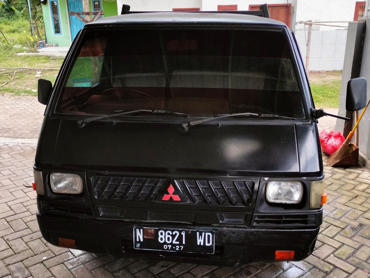 2017 Mitsubishi Colt L300 DIESEL 2.5 PU FLAT DECK