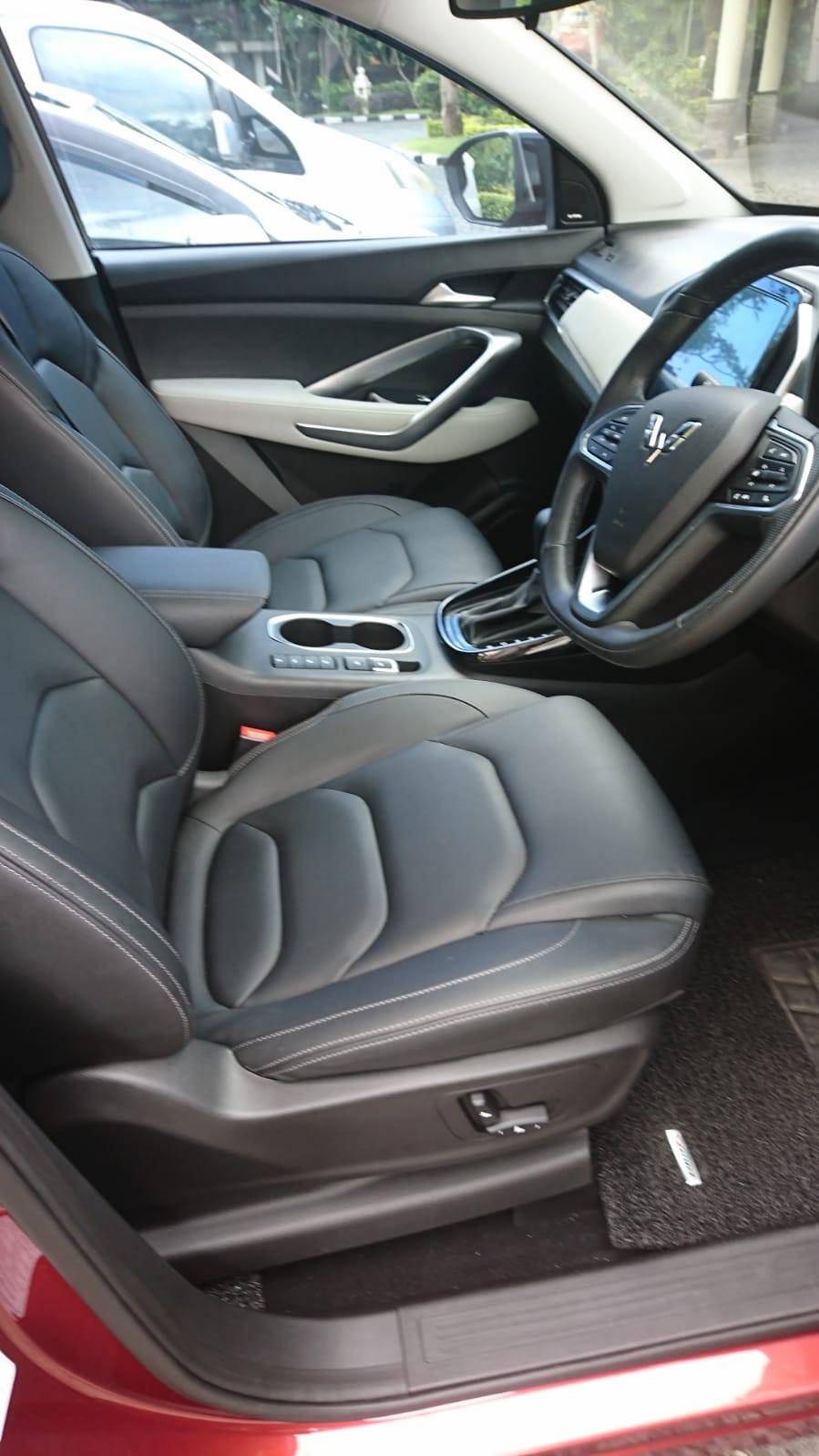Dijual 2021 Wuling Almaz 1.5 TURBO LUX AT LIMITED EDITION 1.5 TURBO LUX AT LIMITED EDITION Bekas