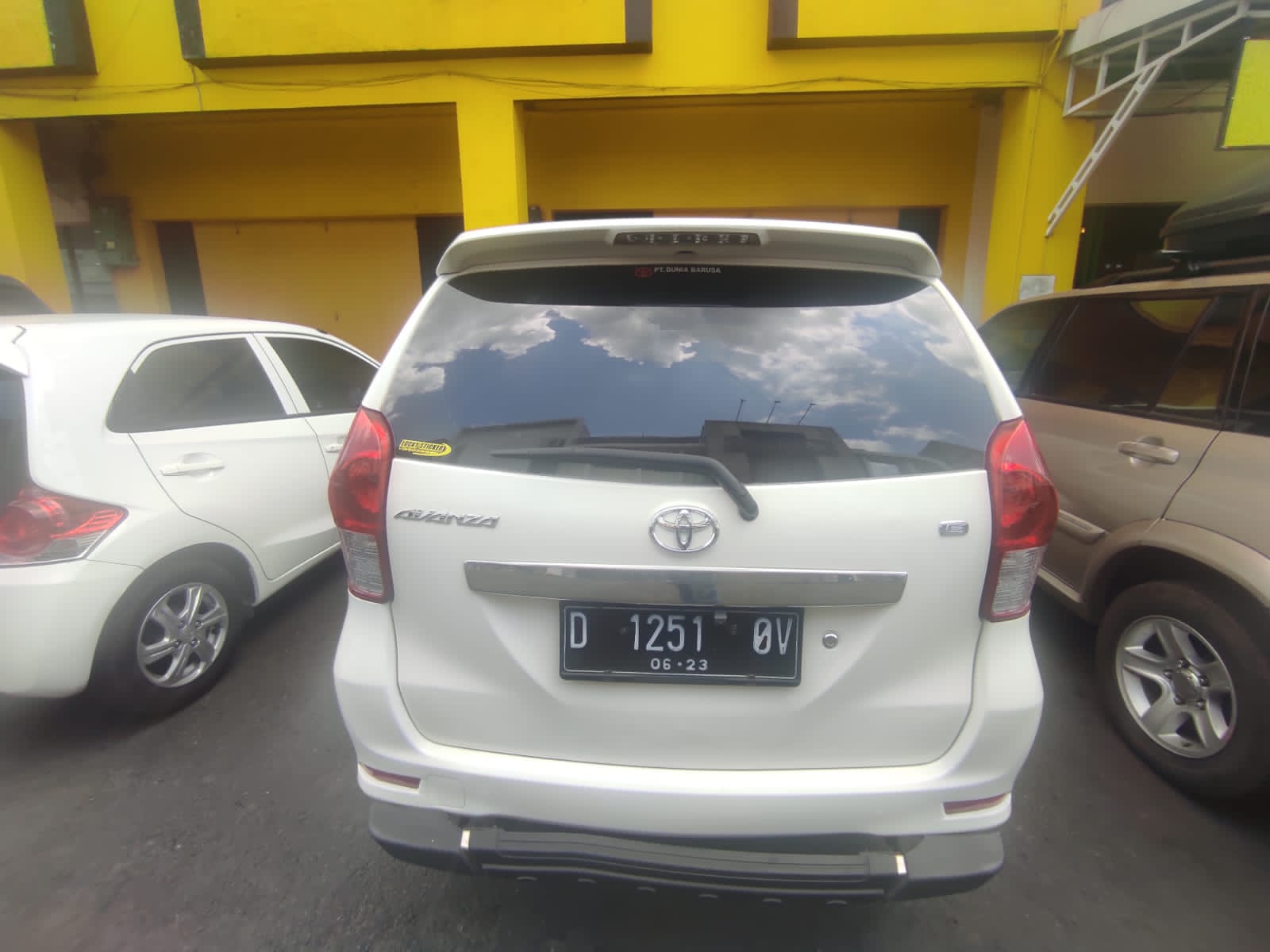 2013 Toyota Avanza  1.3 E MT 2013 Toyota Avanza  1.3 E MT