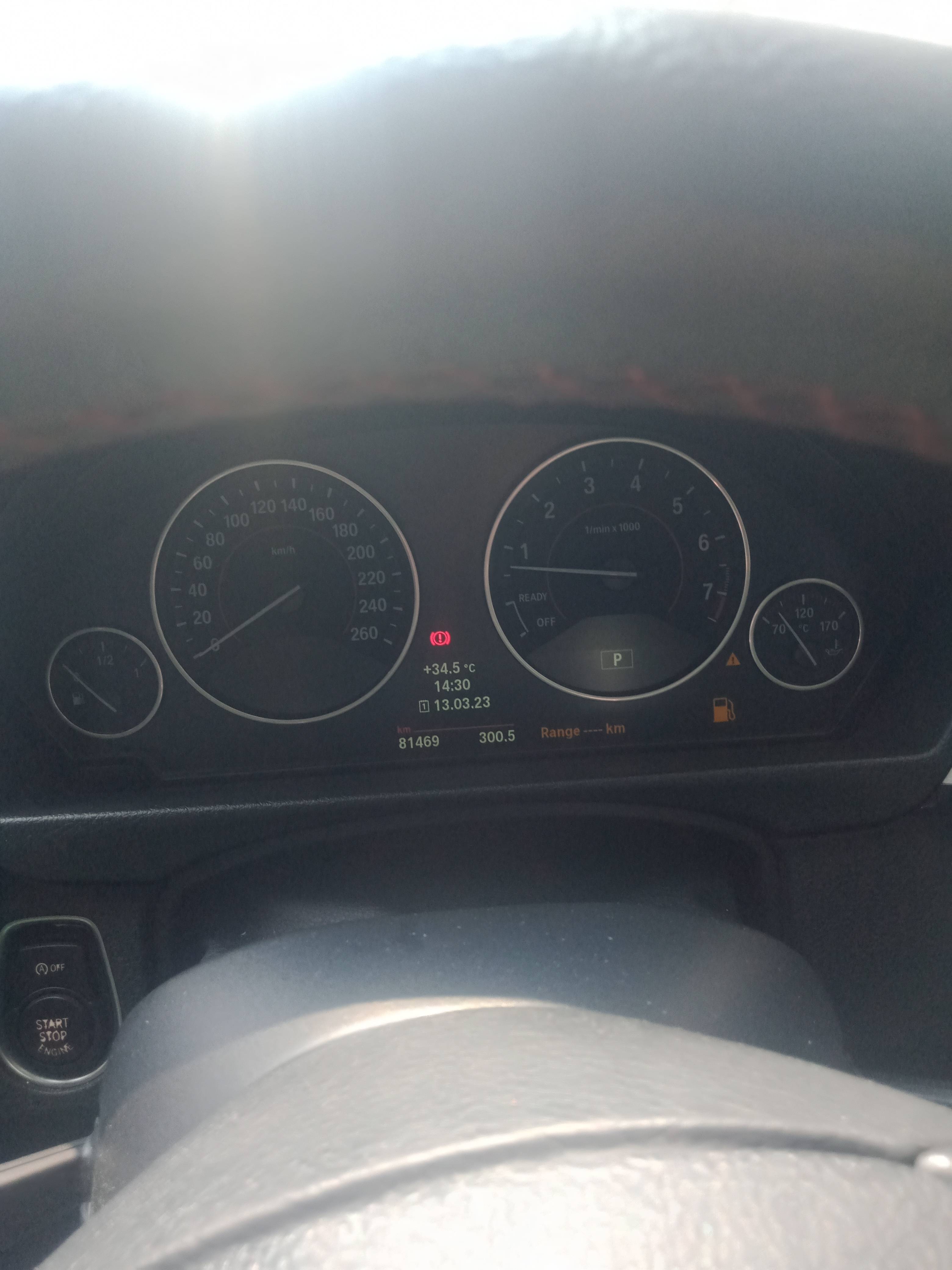 2013 BMW 3 Series Sedan  2013 BMW 3 Series Sedan