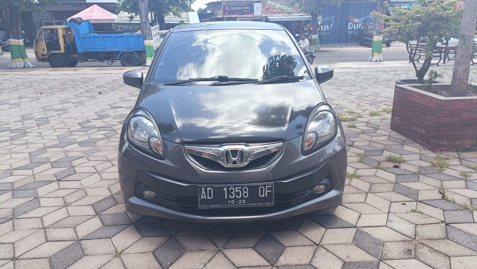 2015 Honda Brio  SATYA 1.2 E MT CKD 2015 Honda Brio  SATYA 1.2 E MT CKD