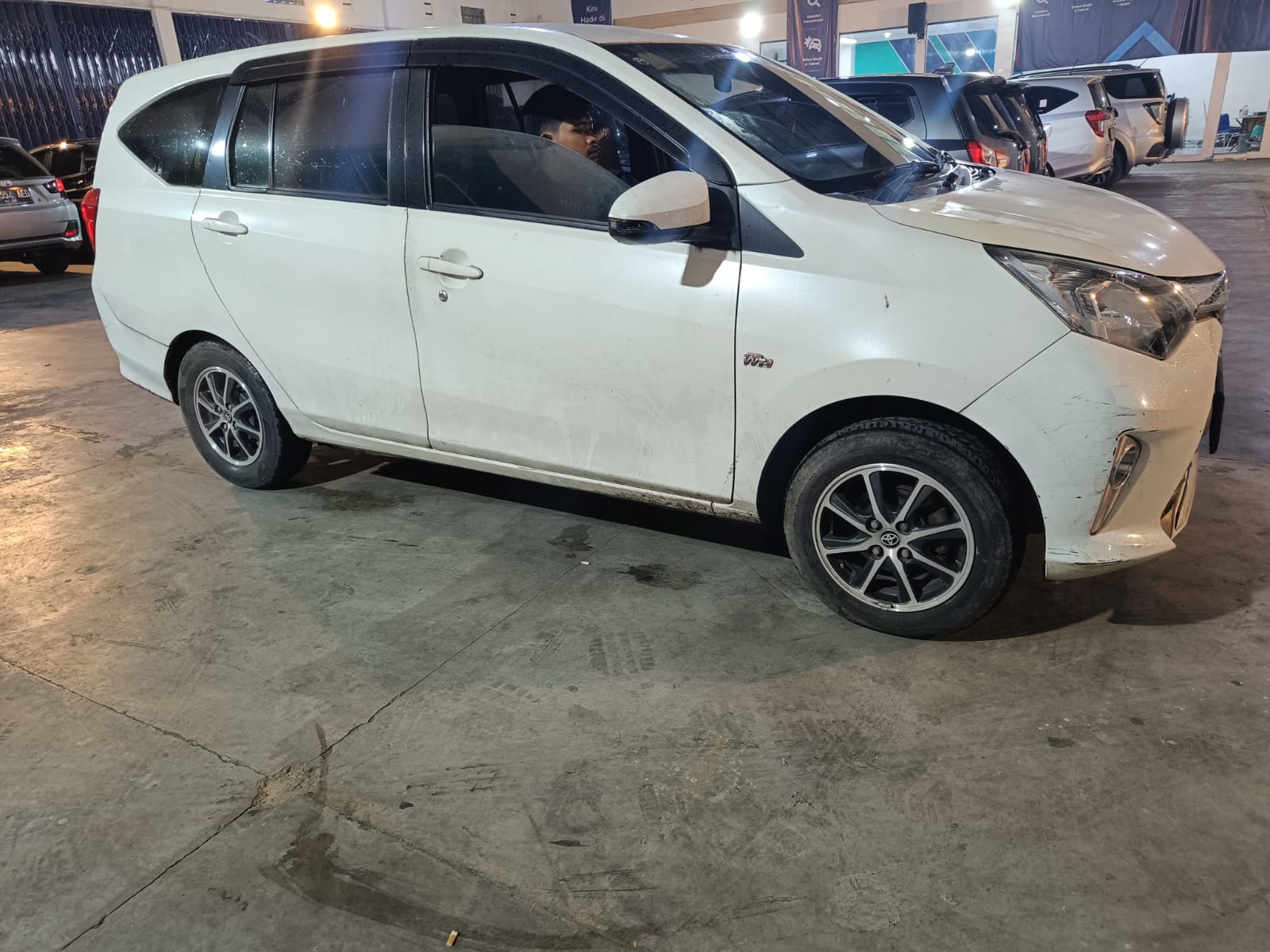 2017 Toyota Calya  G MT 2017 Toyota Calya  G MT