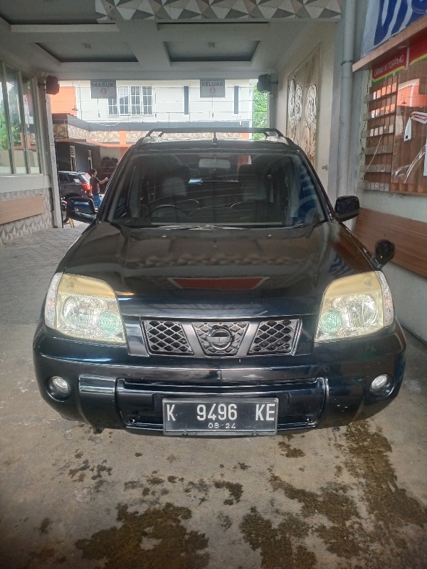 2005 Nissan X-Trail  2.5L 4AT 4x2