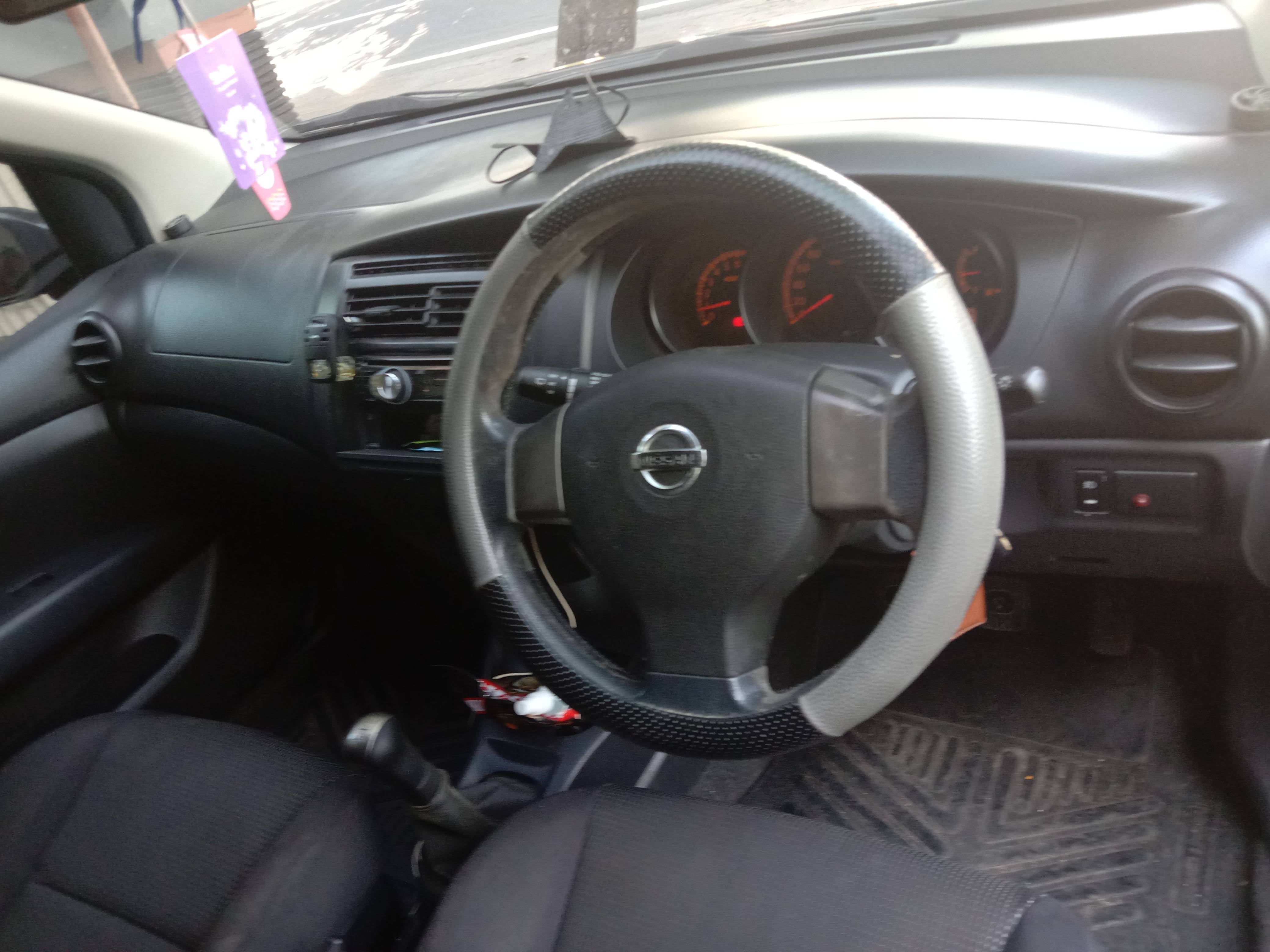 2011 Nissan Grand Livina 2011 Nissan Grand Livina