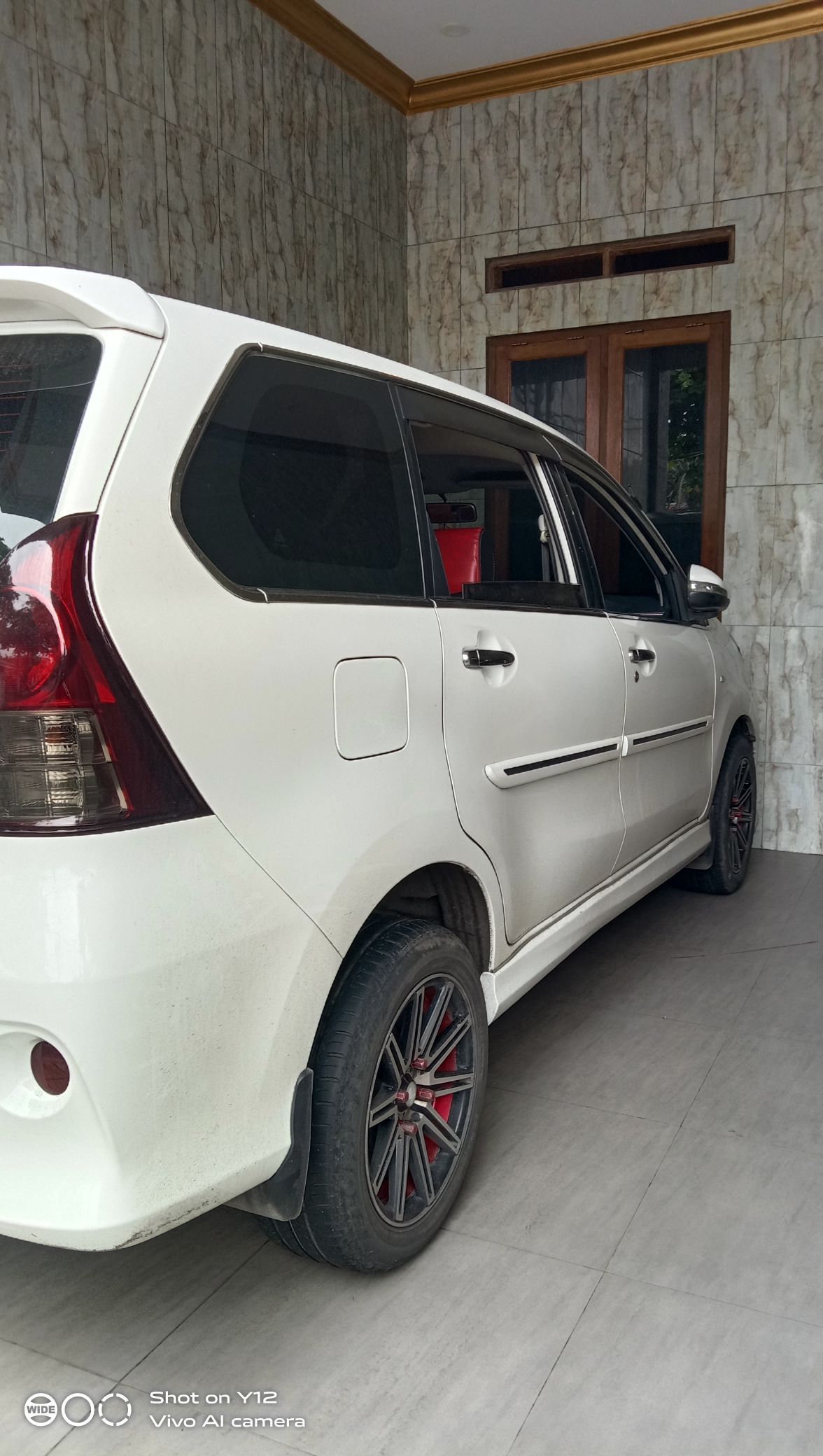 2015 Toyota Avanza  1.5L Veloz AT 1.5L Veloz AT tua
