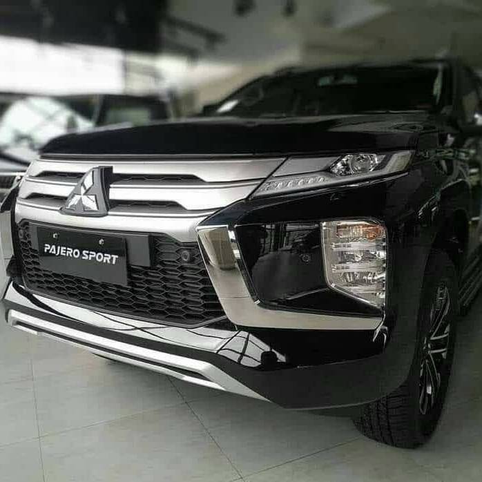 2022 Mitsubishi Pajero Sport Dakar AT 4x2 2022 Mitsubishi Pajero Sport Dakar AT 4x2