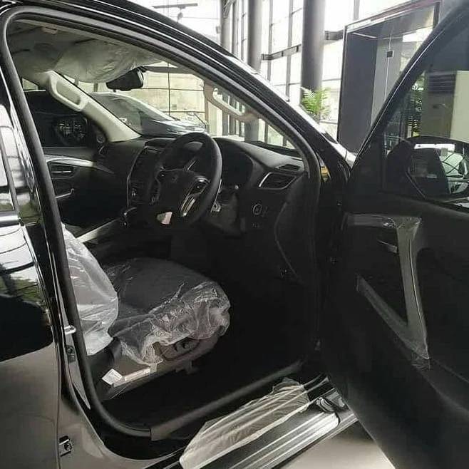 2022 Mitsubishi Pajero Sport Dakar AT 4x2 2022 Mitsubishi Pajero Sport Dakar AT 4x2