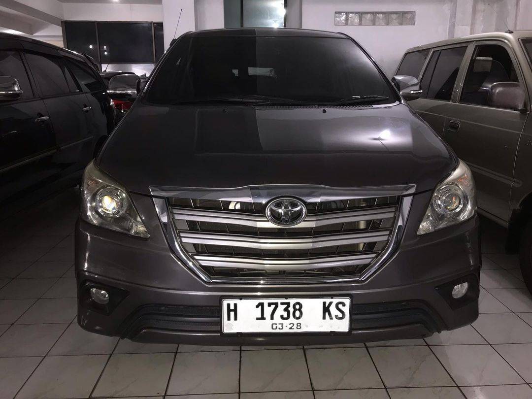 2014 Toyota Kijang Innova Bekas 2014 Toyota Kijang Innova Bekas