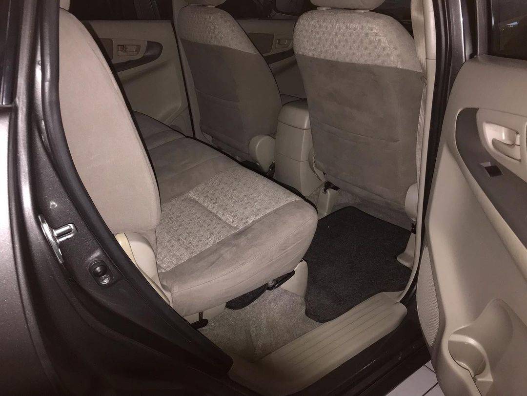 2014 Toyota Kijang Innova 2014 Toyota Kijang Innova