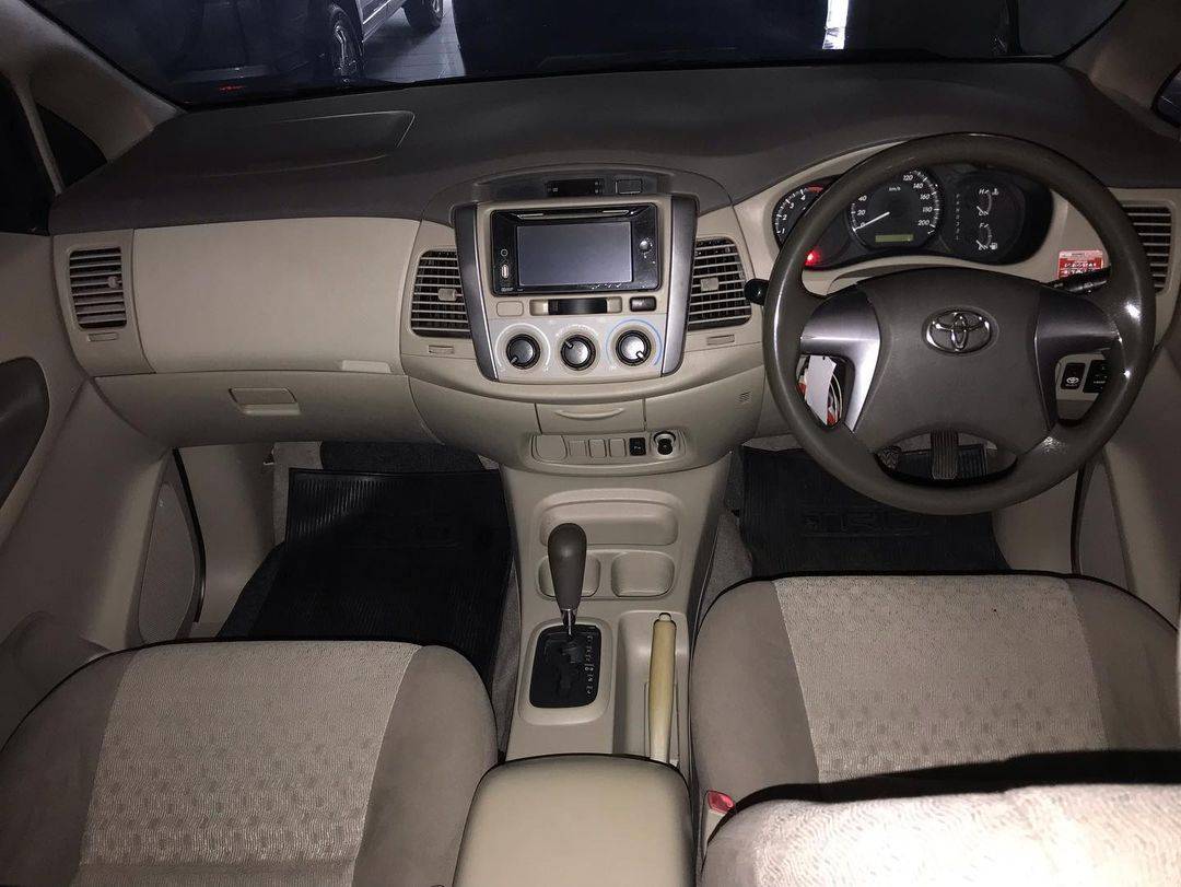 2014 Toyota Kijang Innova 2014 Toyota Kijang Innova