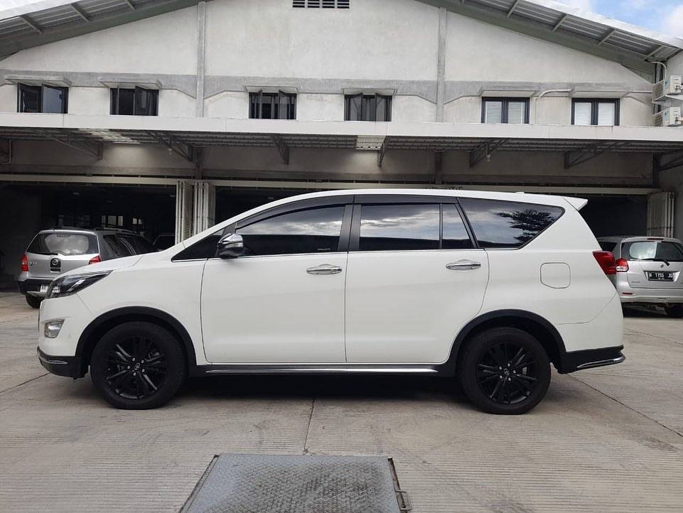 2017 Toyota Kijang Innova 2017 Toyota Kijang Innova