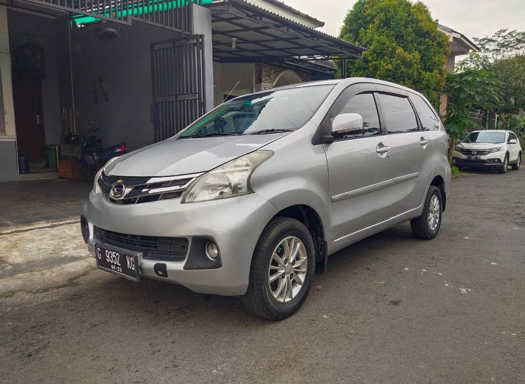 Second Hand 2013 Daihatsu Xenia 1.3 R MT