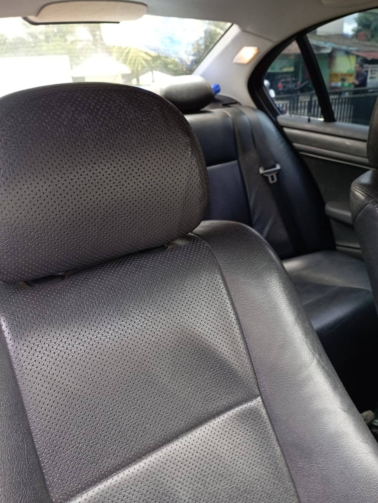 2000 BMW 3 Series Sedan  318iAt 2000 BMW 3 Series Sedan  318iAt