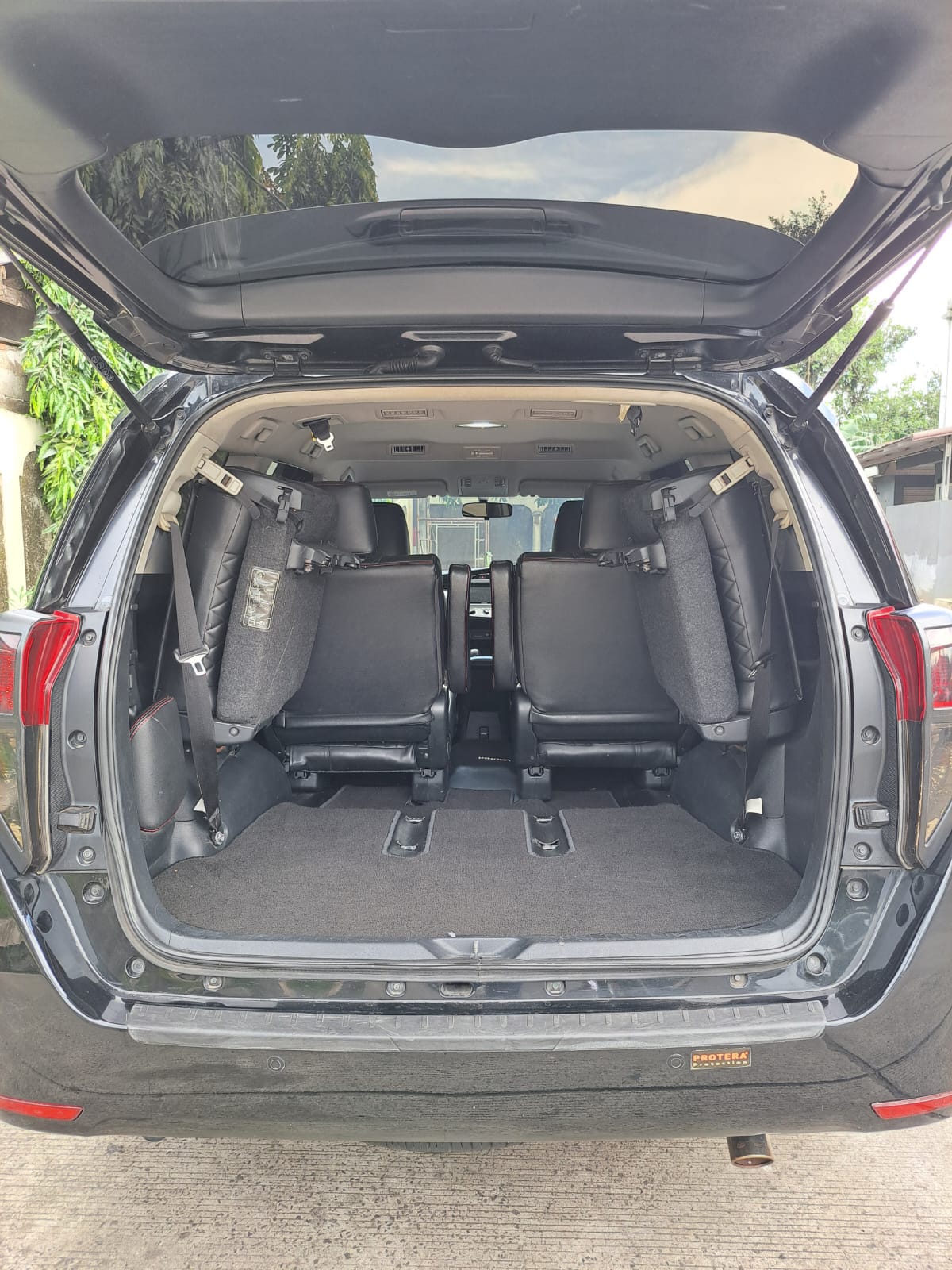 2016 Toyota Kijang Innova 2.0 G AT 2016 Toyota Kijang Innova 2.0 G AT