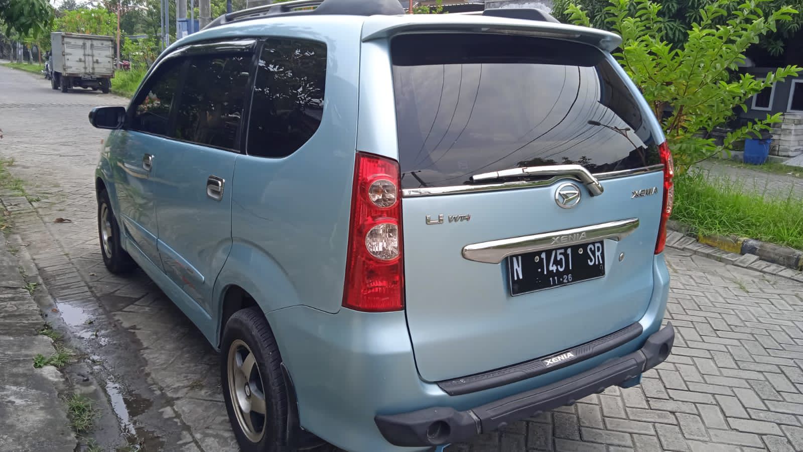 2009 Daihatsu Xenia 1.3 M MT 2009 Daihatsu Xenia 1.3 M MT