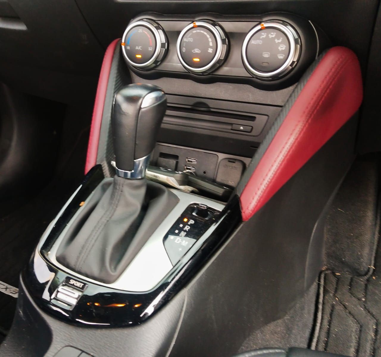 2012 Mazda CX3 Touring 2012 Mazda CX3 Touring